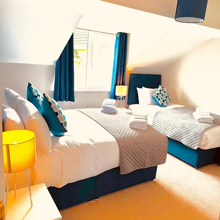 بيت للعطل Kerry Homes At The Village *